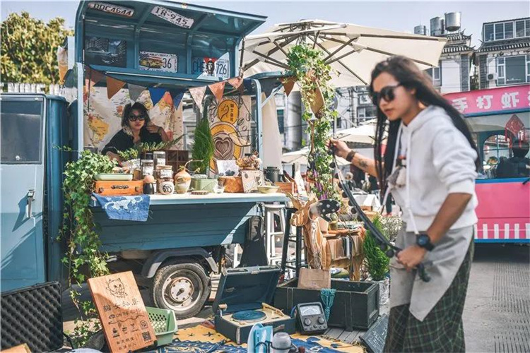大理麋鹿星球——市集美食、文藝演出、潮人拍攝的新地標(biāo)，原四季集市，是大理小眾打卡地